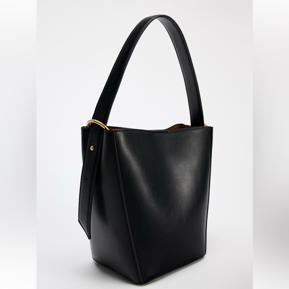 Bucket Bag - Picture 5 of 11